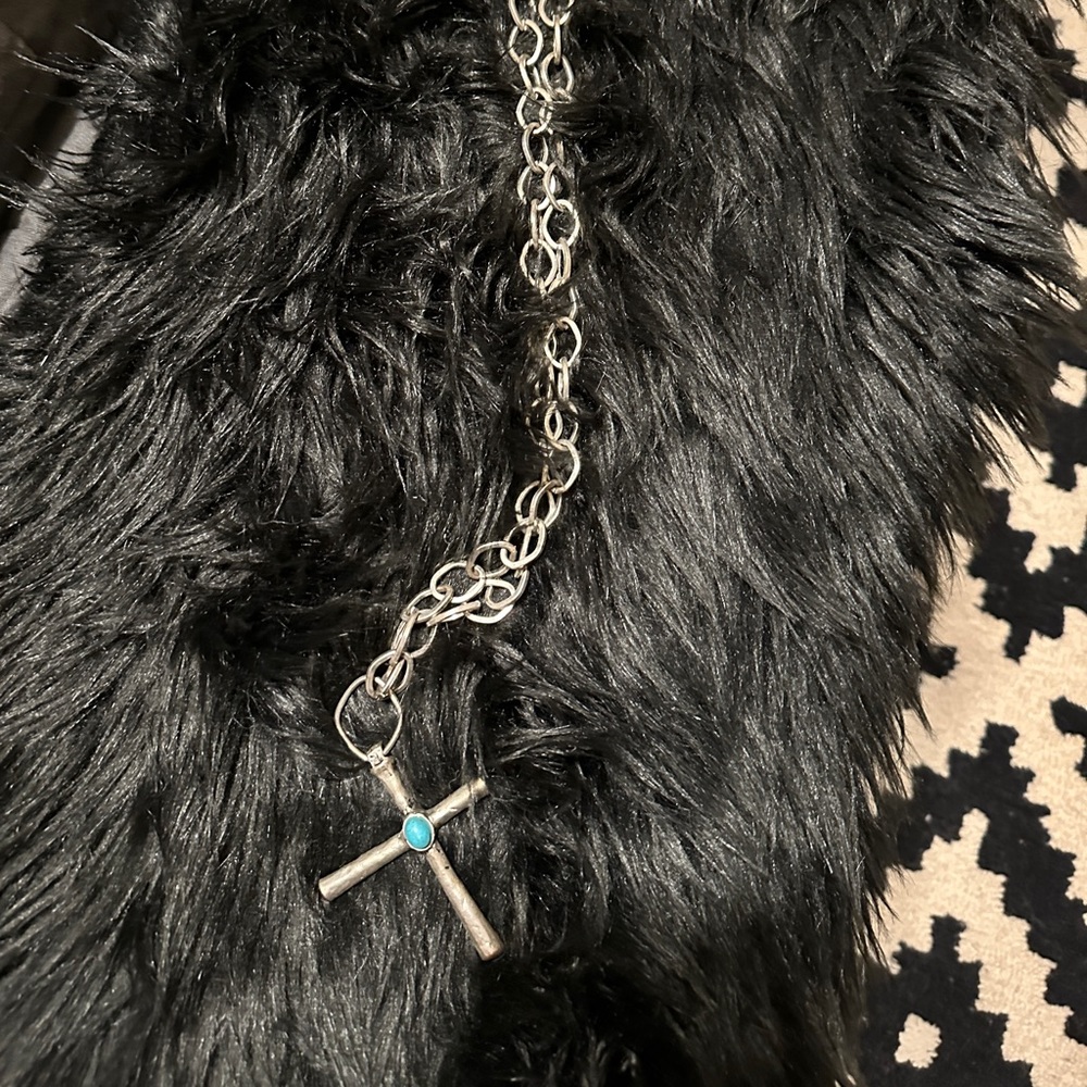 Chunky chain with turquoise on cross. +